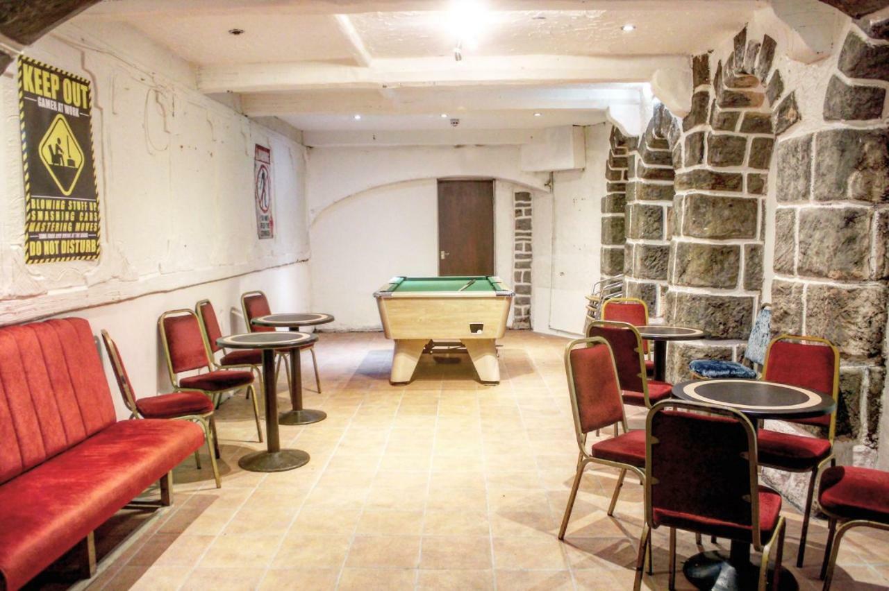 Red Lion Hotel Tredegar Luaran gambar