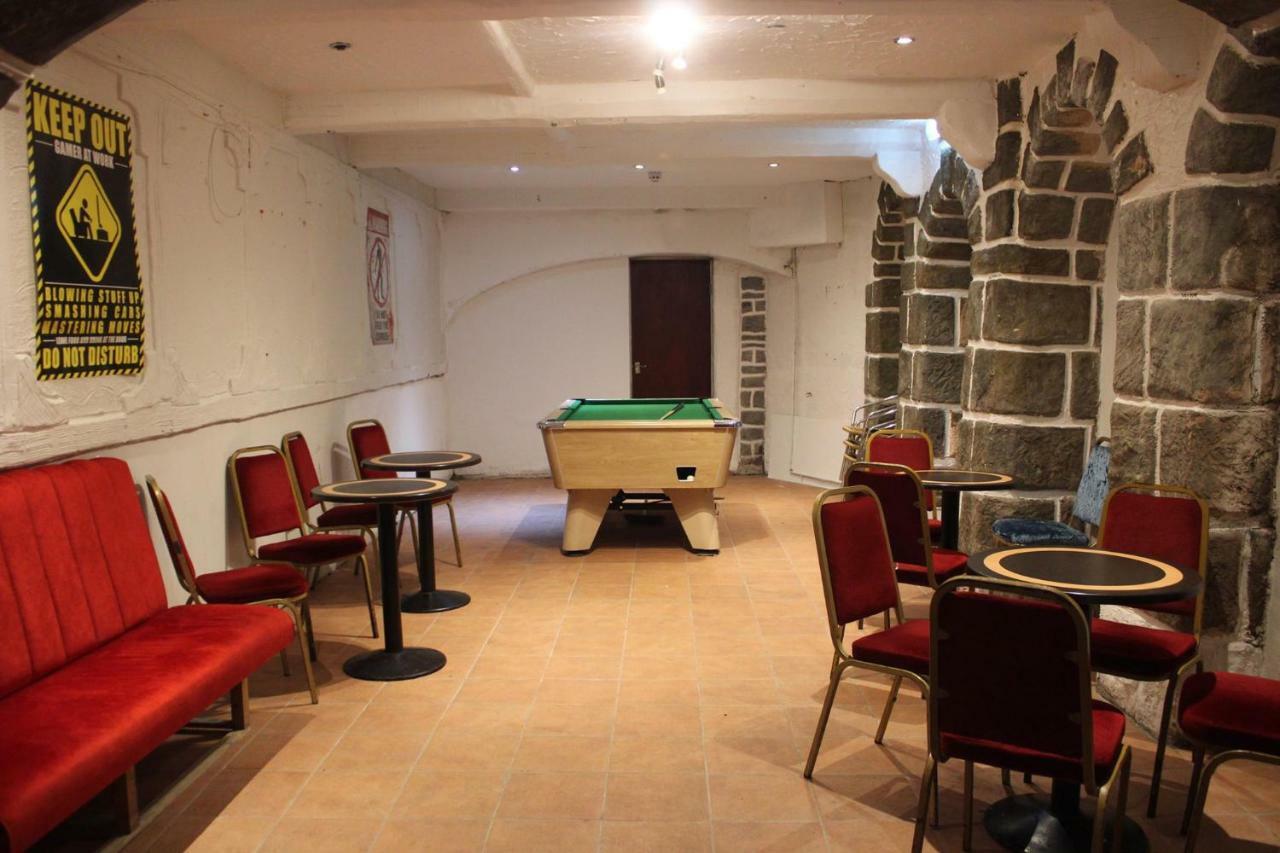 Red Lion Hotel Tredegar Luaran gambar